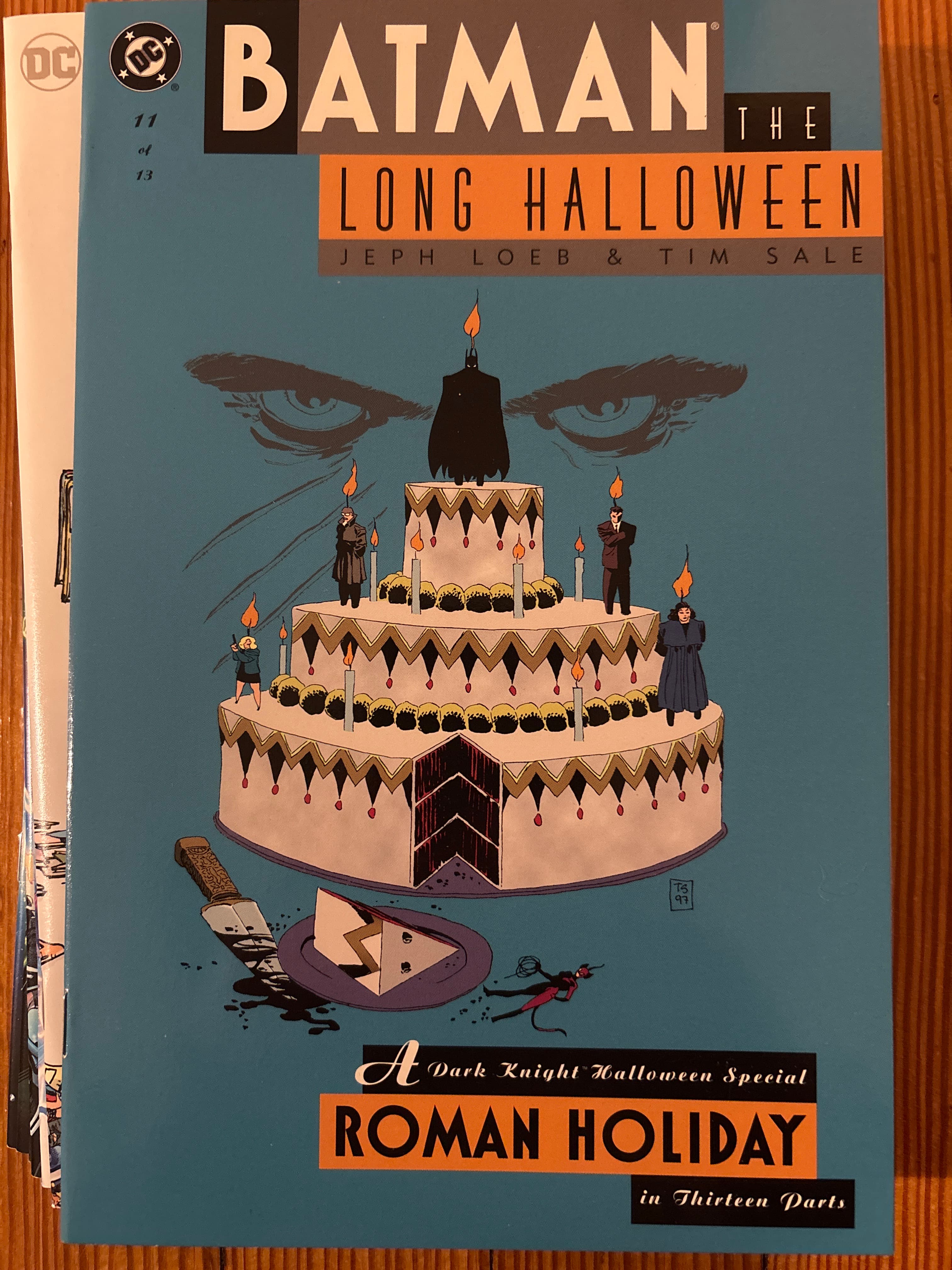 Cover of Batman: The Long Halloween (1996) #11