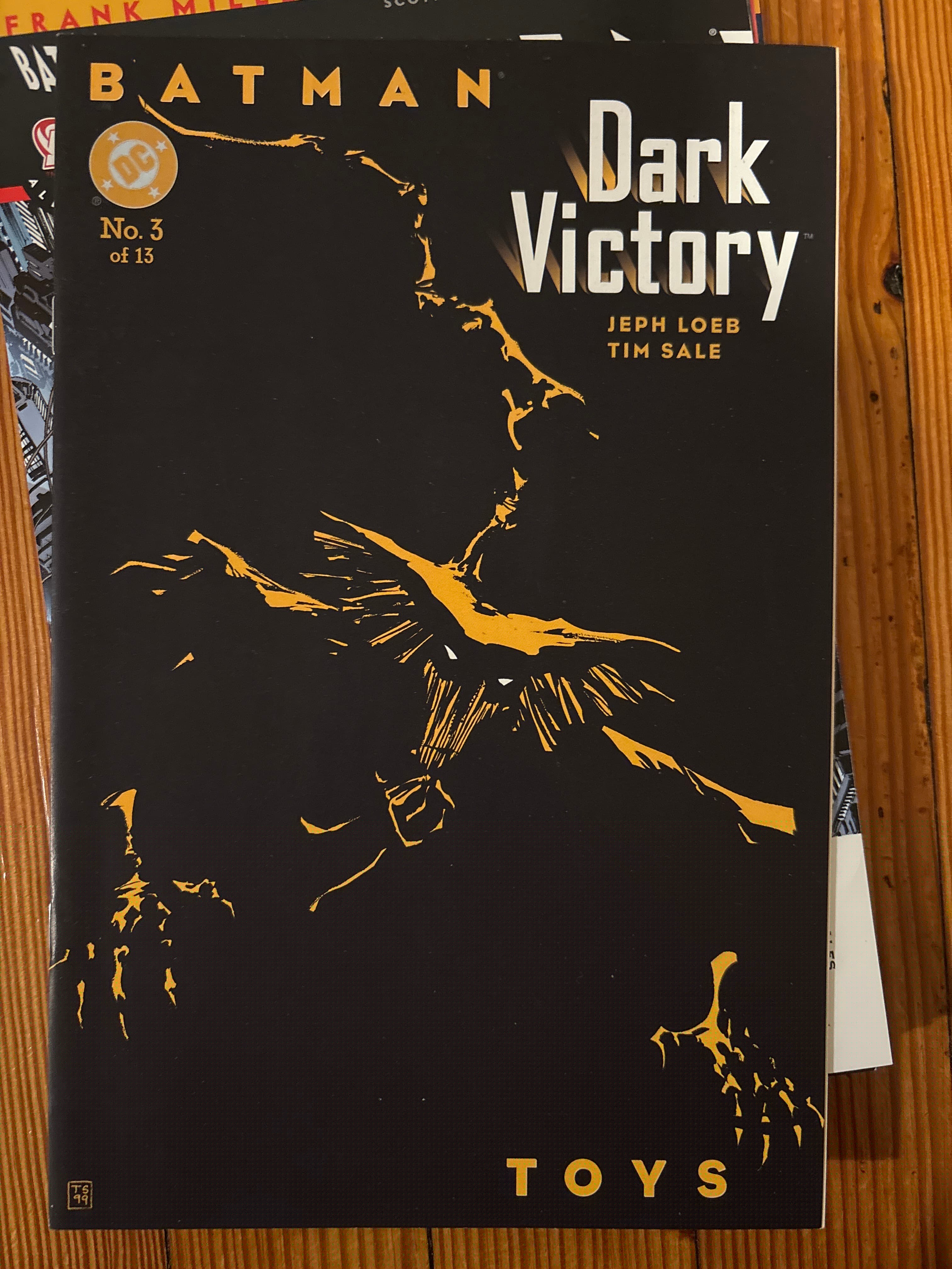 Cover of Batman: Dark Victory (1999) #3